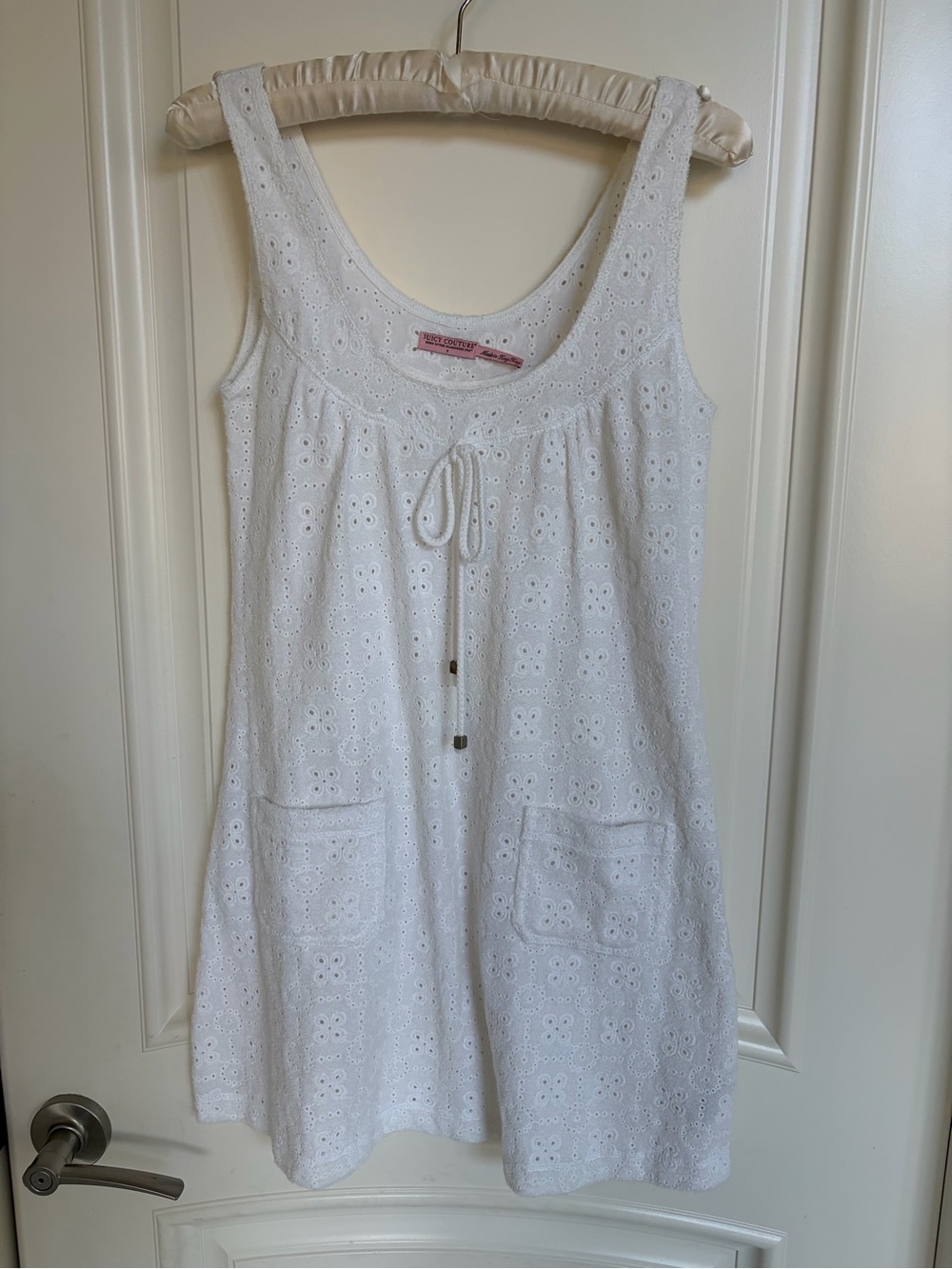 Juicy Couture White Eyelet Cover-Up Dress – Size P (Small) 🤍